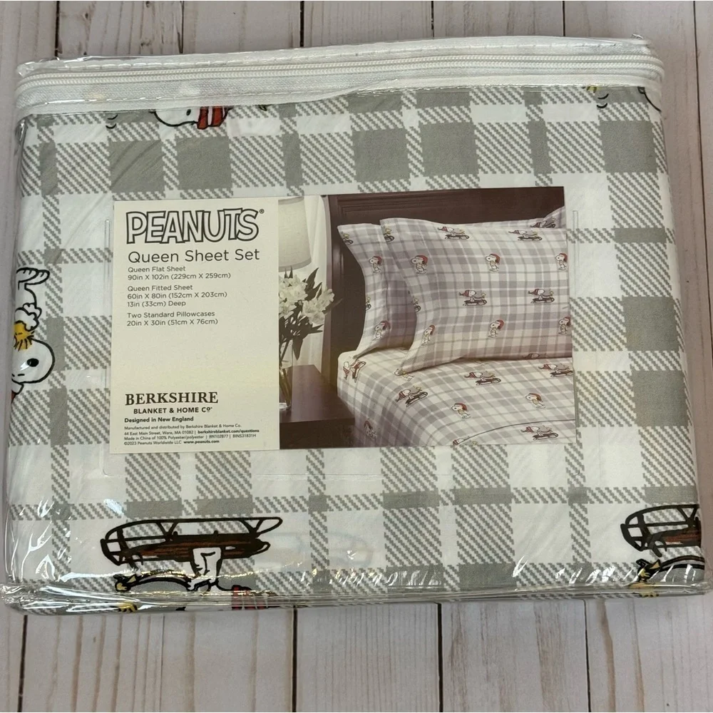 Berkshire Blanket & Home Co. Peanuts Christmas Print Sheet Set‎ Queen Size